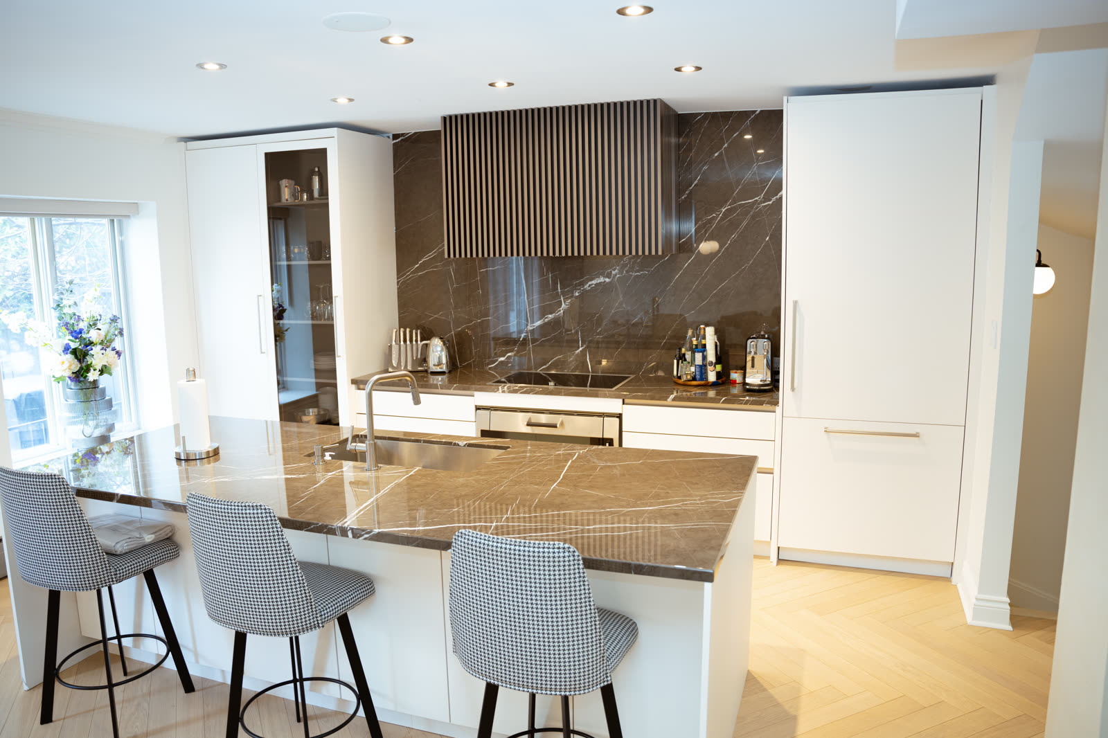 Custom kitchen island detail showing correct layout clearances